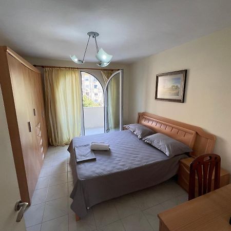 Tirana Flora Center Apartment Luaran gambar